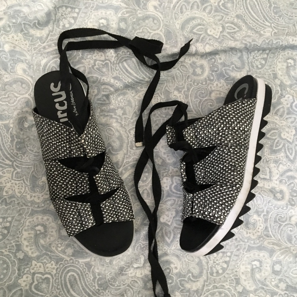 Black and white pattern wrap around sandals